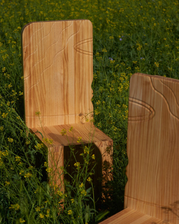 _TOT8657 BESO chairs