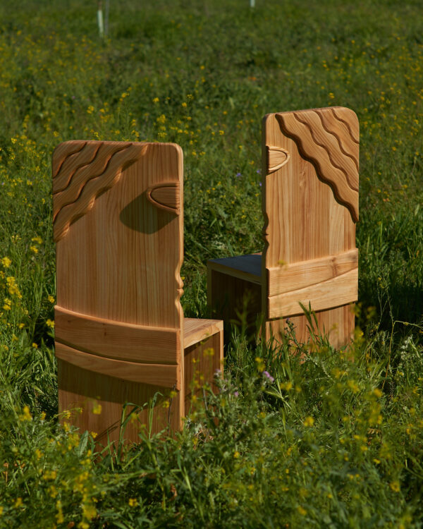 _TOT8696 BESO chairs