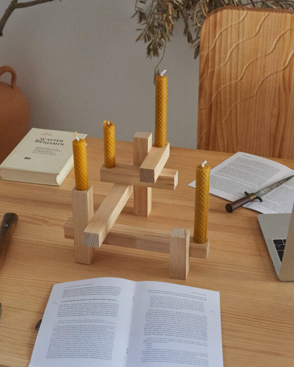 _TOT8853 1 RB candle holder