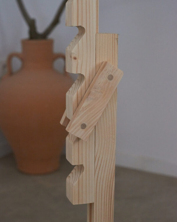 Height pedestal