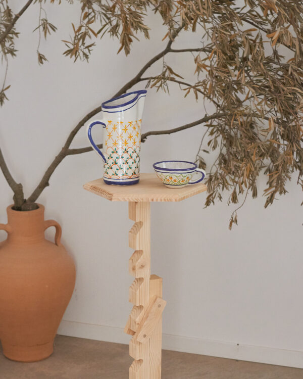 Height pedestal